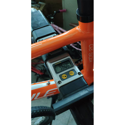 20インチ 子供用自転車 懸垂フォークと炭素繊維フレーム 体重は11kg