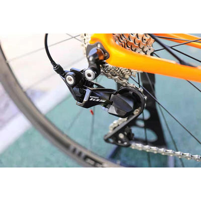 22 スピード アルミ合金ロードバイク R7020 700C 男性用自転車 軽量で高度