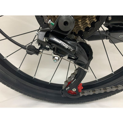モダンアウトドアアクティビティ スチールフレームと7速ギア付き20インチ折りたたみ自転車