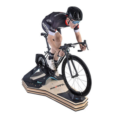 安全な駐車 折りたたむ自転車ラック ゴムダッピングブロックで便利でスペース節約