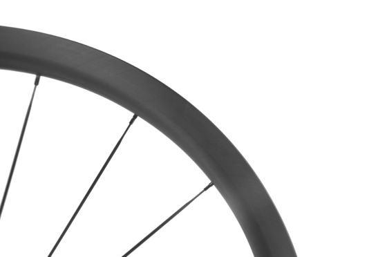25mm 幅 50mm 深さ 道路自転車 管のない炭素車輪セット 38C-25-R7とカスタマイズ