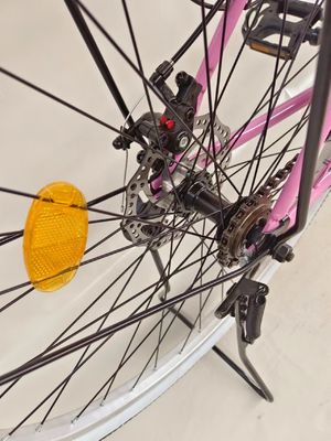 24インチ シティ自転車 シティバイク シングルスピード ディスクブレーキ ダイナモライト